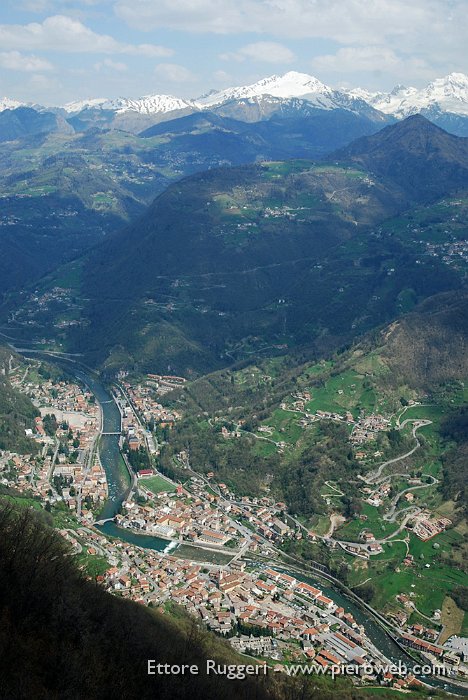 23 - S.Pellegrino Terme dall'alto.JPG